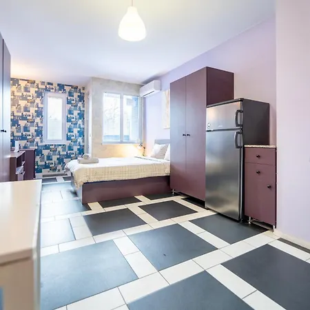 Spacious In The Heart Of Studentski Grad *