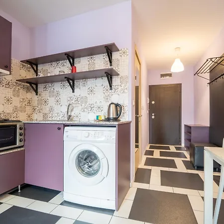 Spacious In The Heart Of Studentski Grad
