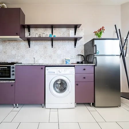 Spacious In The Heart Of Studentski Grad