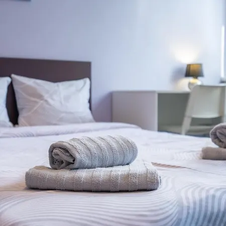 Spacious In The Heart Of Studentski Grad Lejlighed *