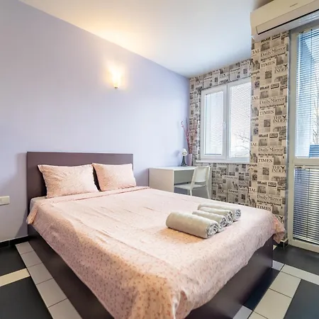 Lejlighed Spacious In The Heart Of Studentski Grad Sofia