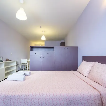 Lejlighed Spacious In The Heart Of Studentski Grad