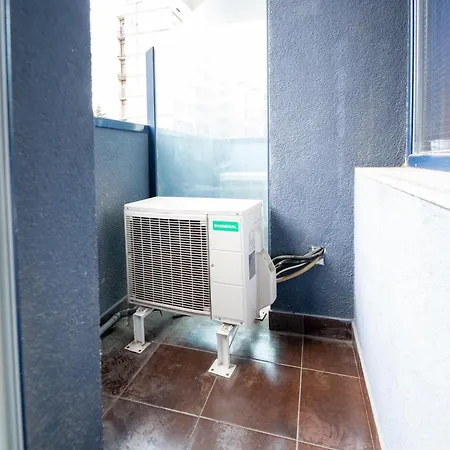 Spacious In The Heart Of Studentski Grad Lejlighed Sofia